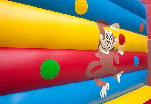 Super springkasteel overdekt kopen met vrolijke animaties in aap thema voor kinderen. Koop springkastelen online bij JB Inflatables Nederland