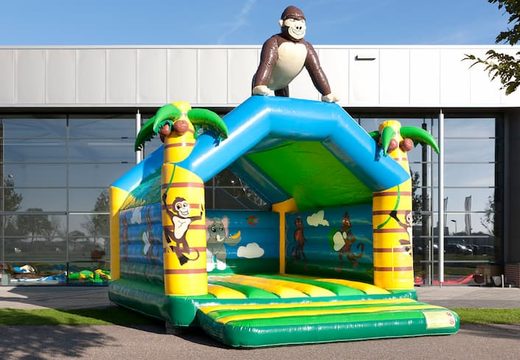 Jungle met gorilla super springkussen overdekt kopen met vrolijke animaties voor kinderen. Koop springkussens online bij JB Inflatables Nederland