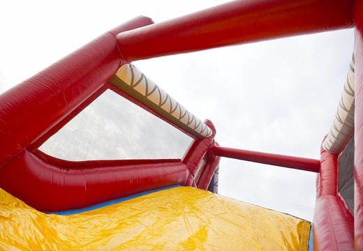 Bestel een 17 meter brede unieke opblaasbare stormbaan in brandweer thema voor kids. Koop opblaasbare stormbanen nu online bij JB Inflatables Nederland
