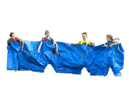 Koop blauwe funbroeken waar 4 personen in kunnen zitten voor zowel oud als jong. Bestel opblaasbare zeskamp artikelen online bij JB Inflatables Nederland
