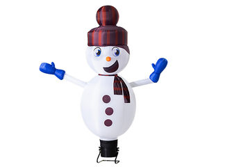 Koop de opblaasbare skydancer sneeuwpop van 4m hoog nu online bij JB Inflatables Nederland. Standaard inflatables skytubes kopen voor elke evenement