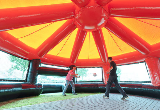 Pannakooi met dak voor kinderen bestellen. Koop opblaasbare tafelvoetbal nu online bij JB Inflatables Nederland