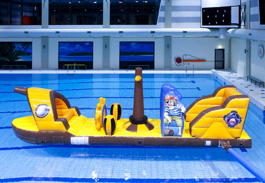 Spectaculaire opblaasbare schip in thema piraten bestellen voor zowel jong als oud. Kopen opblaasbare zwembadspelen nu online bij JB Inflatables Nederland 