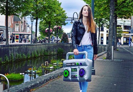 Bestel Mini pvc inflatable radio 538. Haal uw inflatable promotieobjecten nu online bij JB Inflatables Nederland 