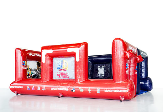 Bestel maatwerk rood blauwe Magformers voetbalboarding voor diverse evenementen. Koop een voetbalboarding nu online bij JB Inflatables Nederland