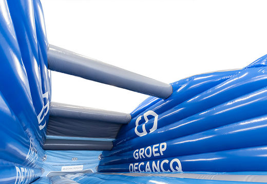 Koop online opblaasbare Volkswagen auto springkussen in blauw op maat bij JB Promotions Nederland. Promotionele springkussens in alle soorten en maten razendsnel op maat gemaakt