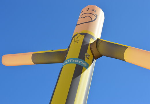 Opblaasbare Vitesse Skydancer op maat gemaakt bij JB Promotions Nederland; specialist in opblaasbare reclame artikelen zoals inflatable tubes