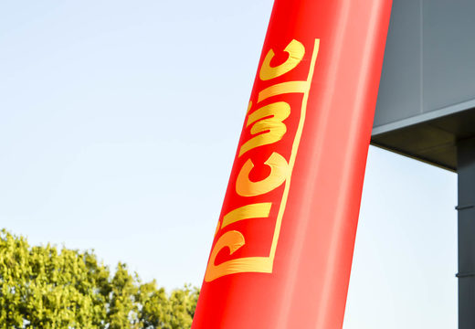 Opblaasbare Picwic skydancer in één kleur met logo op maat gemaakt bij JB Promotions Nederland; specialist in opblaasbare reclame artikelen zoals inflatable tubes