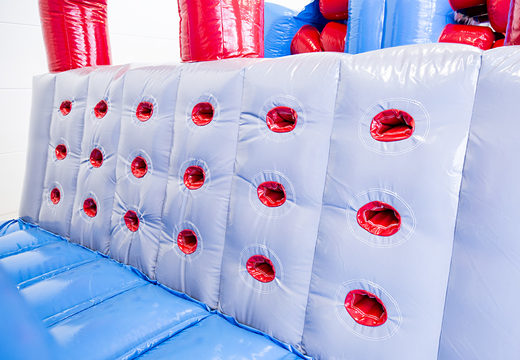 Inflatable rood blauwe storm obstakelbaan kopen voor jong en oud. Bestel opblaasbare stormbanen nu online bij JB Promotions Nederland