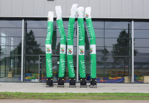 Maatwerk Unive skytube opblaasbaar bestellen bij JB Inflatables Nederland. Vraag nu gratis ontwerp aan voor opblaasbare air dancer in eigen huisstijl