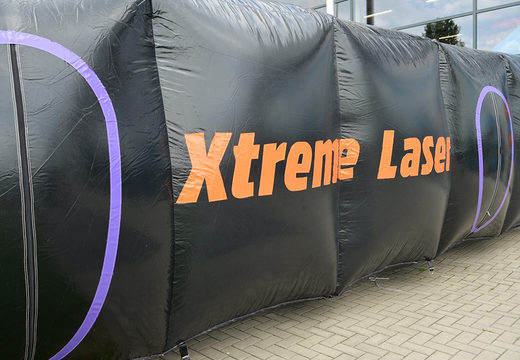 Maatwerk opblaasbare X-treme lasergame arena voor zowel jong als oud kopen. Bestel opblaasbare arena nu online bij JB Promotions Nederland