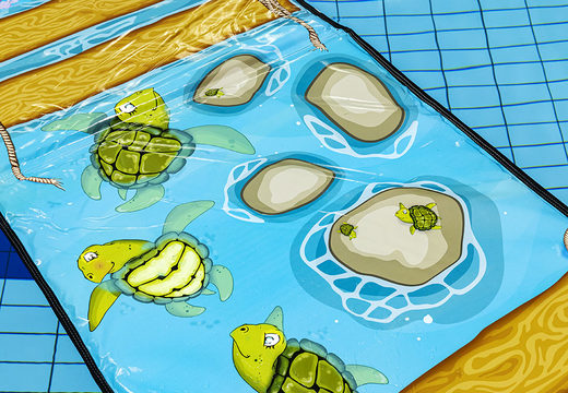 Unieke Survivalmat met gat in verschillende afmetingen en kleuren voor kids bestellen. Koop opblaasbare zwembadspelen nu online bij JB Inflatables Nederland