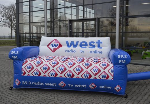 Opblaasbaar West Radio bank 3D figure bestellen. Koop opblaasbare 3D objecten nu online bij JB Inflatables Nederland 