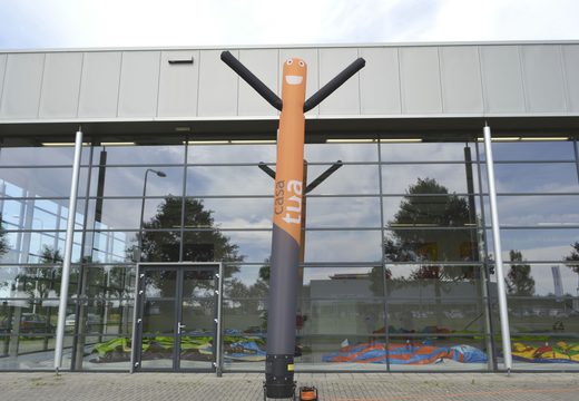 Bestel opblaasbare Casa Tua skydancer op maat bij JB Promotions Nederland; specialist in opblaasbare reclame artikelen zoals inflatable tubes