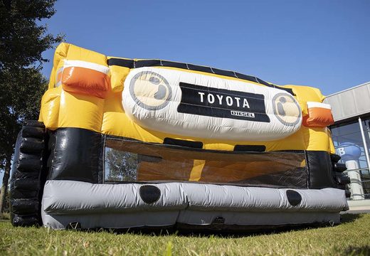 Bestel nu online Toyota Land Cruiser Autobedrijf van der Linde springkussen bij JB Promotions Nederland. Koop nu op maat gemaakt opblaasbare promotionele springkussens online bij JB Inflatables