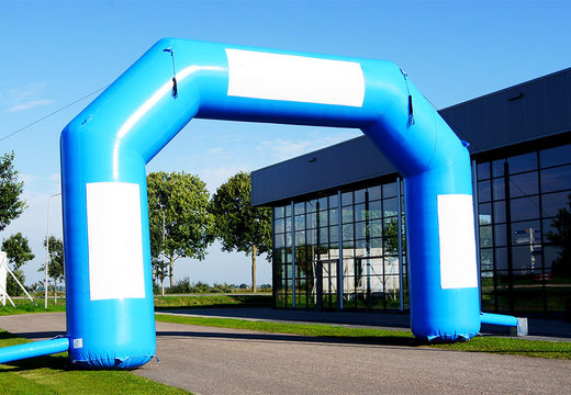 Opblaasbare finish boog in het blauw kopen bij JB Inflatables Nederland. Bestel reclamebogen in standaard kleuren en afmetingen direct online