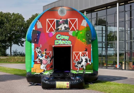 Bestel disco multi-thema 4,5m springkussen in thema Cows voor kids. Koop opblaasbare springkussens bij JB Inflatables Nederland 