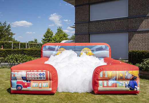 Inflatable bubble park met schuim in brandweer thema kopen voor kinderen