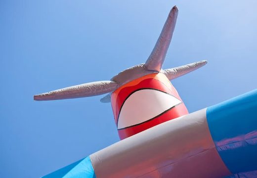 Groot luchtkussen overdekt kopen in vliegtuig thema voor kinderen.  Bestel luchtkussens online bij JB Inflatables Nederland