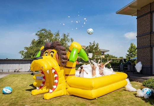 Opblaasbare schuim bubble park in thema leeuw kopen voor kids