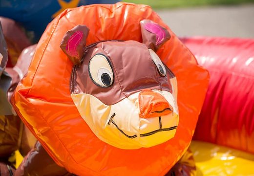Springkasteel in playzone circus thema met plastic ballen en 3D objecten bestellen voor kids. Koop springkastelen online bij JB Inflatables Nederland 