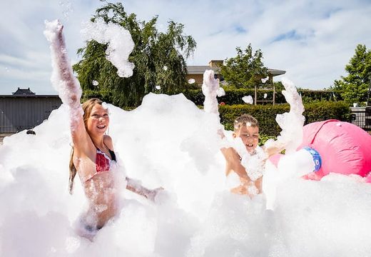 Opblaasbaar open bubble boarding park springkussen met schuim kopen in thema candyland snoep lollipop voor kinderen