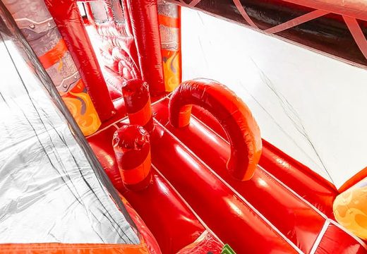 Koop brandweer springkussen in een uniek design met twee ingangen, een glijbaan in het midden en 3D objecten voor kids. Bestel springkussens online bij JB Inflatables Nederland