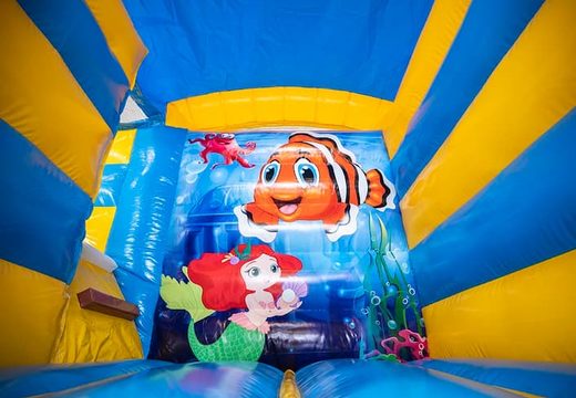 Waterglijbaan springkussen in seaworld thema kopen met koppelbare badjes bij JB Inflatables Nederland. Bestel springkussen online bij JB Inflatables Nederland