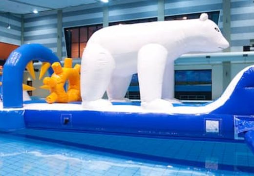 Opblaasbare waterstormbaan huren in ijsbeer thema voor kinderen