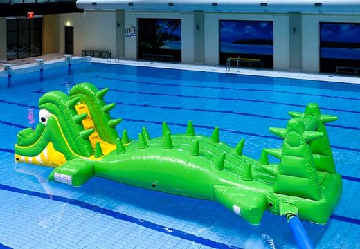Opblaasbare waterstormbaan in krokodil huren voor kinderen