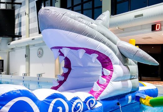 Opblaasbare waterstormbaan in haai thema 13 meter lang huren voor kinderen
