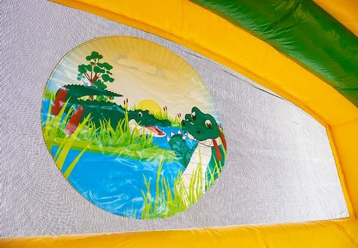 Overdekt opblaasbaar multiplay springkasteel bestellen in thema krokodil voor kids bij JB Inflatables Nederland. Koop springkastelen online bij JB Inflatables Nederland