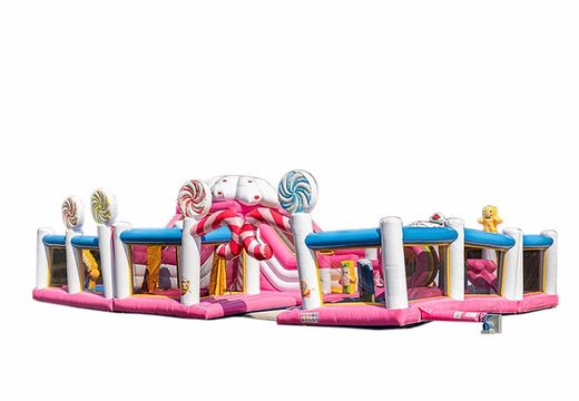Groot opblaasbaar springkussen in candy thema kopen voor kinderen. Bestel springkussens online bij JB Inflatables Nederland 