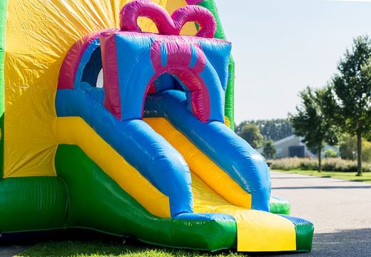 Opblaasbaar overdekt multifun super springkussen met glijbaan bestellen in thema feest party voor kinderen