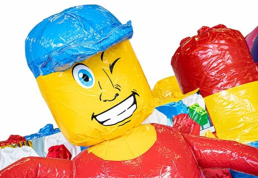 Springkussen in thema lego met een glijbaan kopen voor kinderen. Bestel opblaasbare springkussens online bij JB Inflatables Nederland