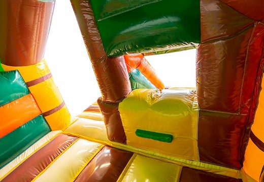Opblaasbare slide combo luchtkussen met glijbaan te koop in amazone thema voor kinderen. Bestel nu luchtkussens bij JB Inflatables Nederland