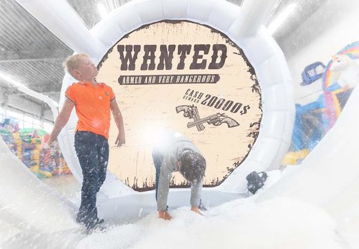 Haal opblaasbare snowglobe luchtdicht XL in thema western voor zowel jong als oud. Koop opblaasbare winterattracties nu online bij JB Inflatables Nederland 