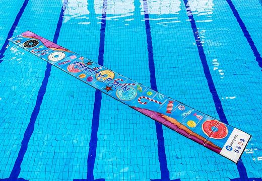 waterloopmat candy run voor op het water in een zwembad kopen