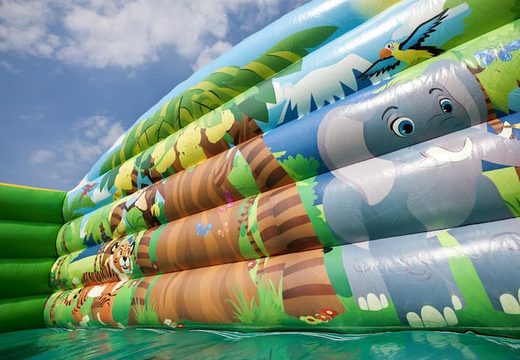 Koop een inflatable glijbaan in jungleworld thema met grappige 3D-figuren en kleurrijke prints voor kids. Bestel opblaasbare glijbanen nu online bij JB Inflatables Nederland