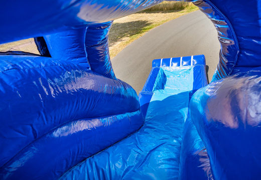 Bestel opblaasbaar multiplay super luchtkussen met glijbaan in kasteel thema blauw