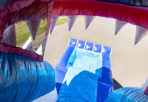 Inflatable springkasteel met glijbaan in seaworld thema met grote haai te koop voor kinderen