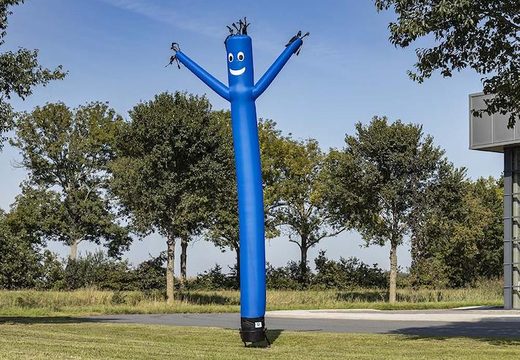 Bestel opblaasbare in 6 of 8 meter skydancers in lichtblauw direct online bij JB Inflatables Nederland. Alle standaard opblaasbare airdancers worden razendsnel geleverd