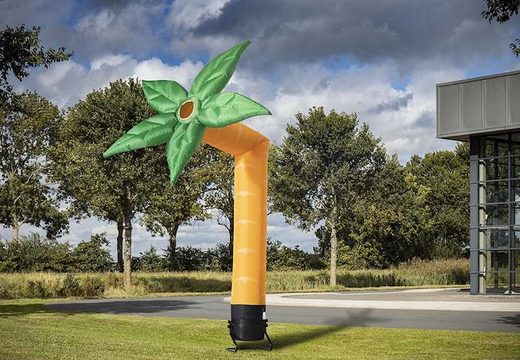 Koop de opblaasbare skydancer realistic palmboom van 4.5m hoog nu online bij JB Inflatables Nederland. Bestel de standaard inflatables skytubes voor elk evenement direct vanuit onze voorraad