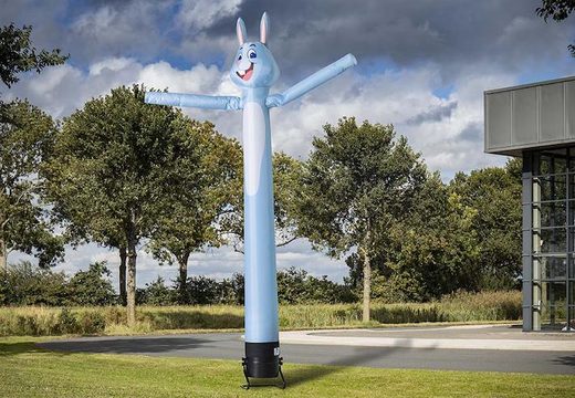 Koop de opblaasbare skydancer bunny van 5m hoog nu online bij JB Inflatables Nederland. Alle standaard opblaasbare airdancers worden razendsnel geleverd