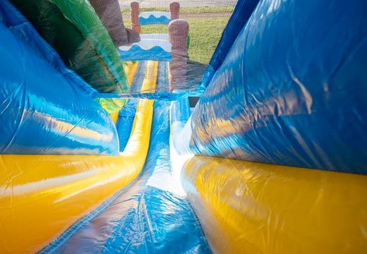 Hawaii Drop and Slide opblaasbare waterglijbaan kopen voor kinderen. Bestel opblaasbare waterglijbanen nu online bij JB Inflatables Nederland