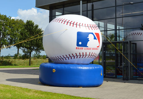 Major League productvergroting Baseball online halen. Bestel opblaasbare blow-ups nu online bij JB Inflatables Nederland